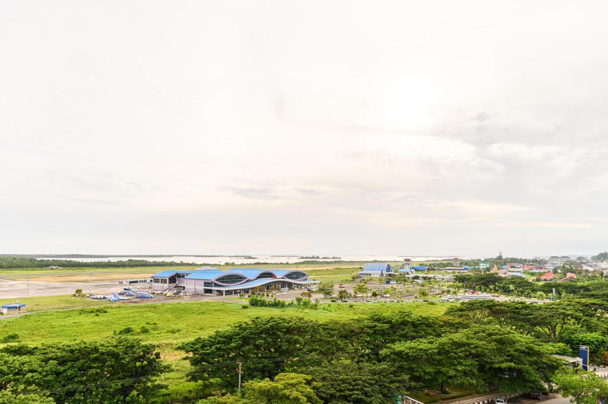 Aston Sorong Hotel & Conference Center Eksteriør billede