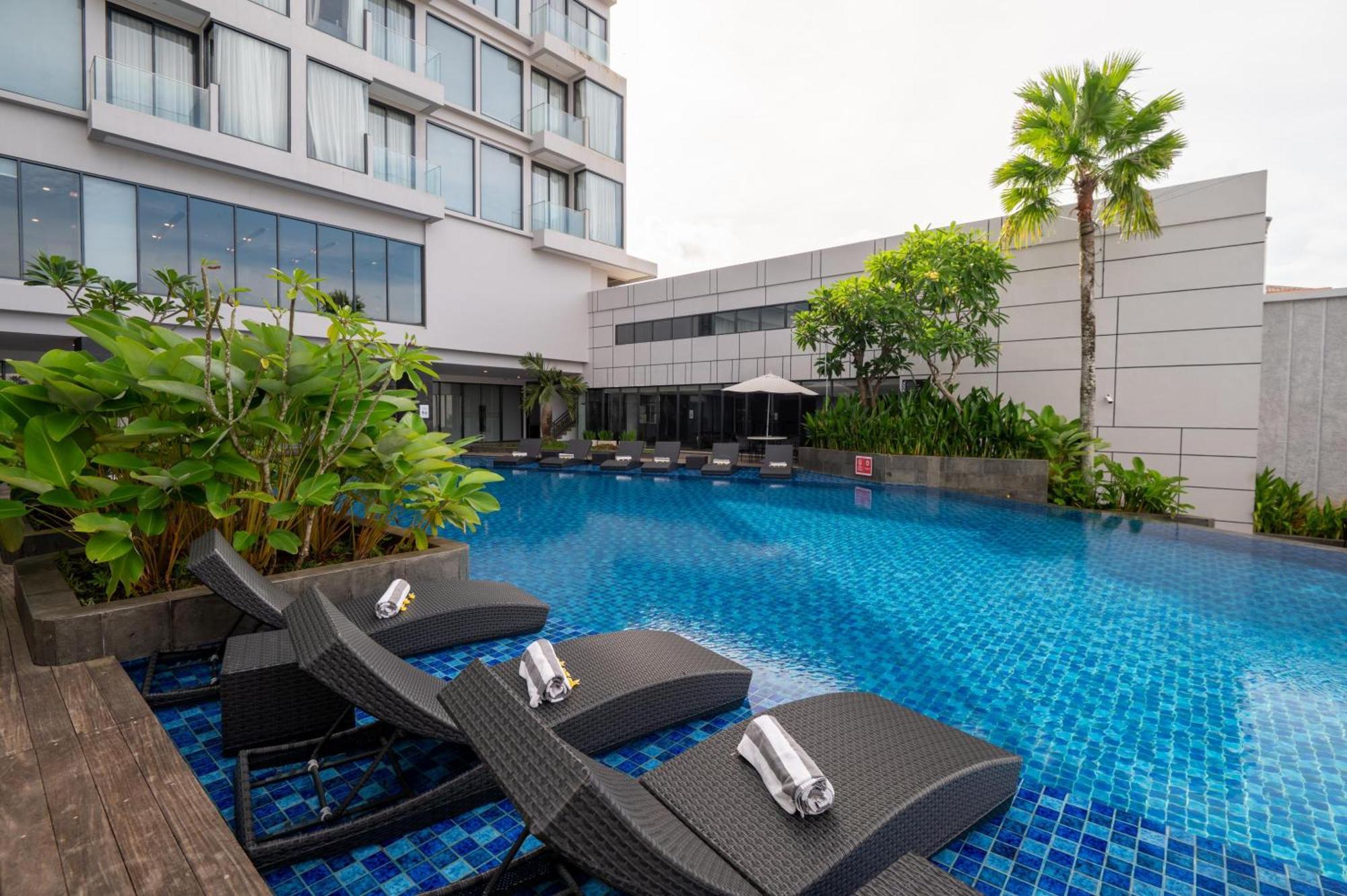 Aston Sorong Hotel & Conference Center Eksteriør billede